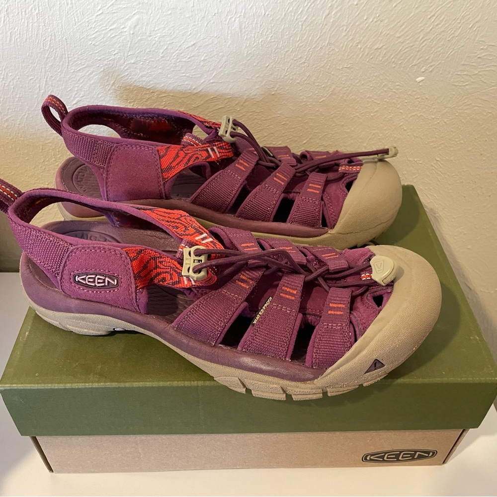 Wore Them Twice And That Was Enough For My Feet. - image 2